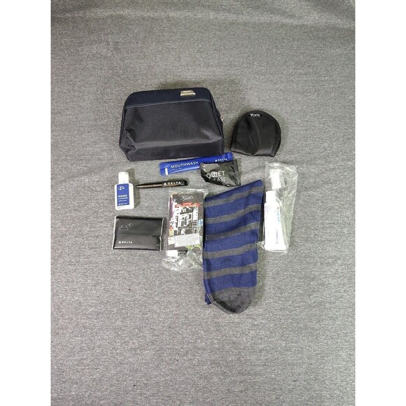 DELTA ONE TUMI  Traveling Soft Case Amenity Kit NEW Sealed - Picture 5 of 11
